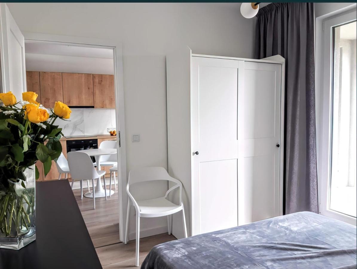 Apartamenty Fuzja - Komfortowe Mieszkania Blisko Centrum Lodzi Garaz Екстериор снимка