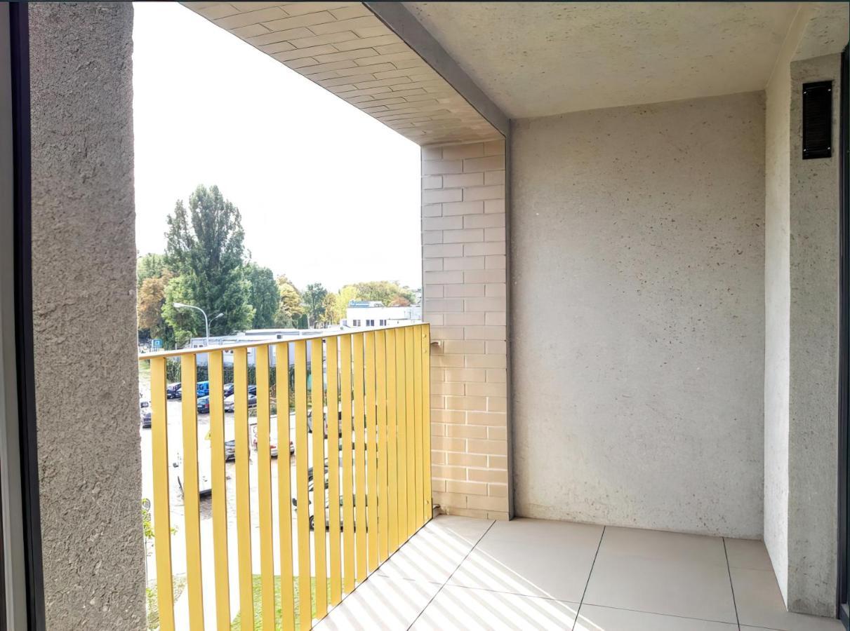 Apartamenty Fuzja - Komfortowe Mieszkania Blisko Centrum Lodzi Garaz Екстериор снимка