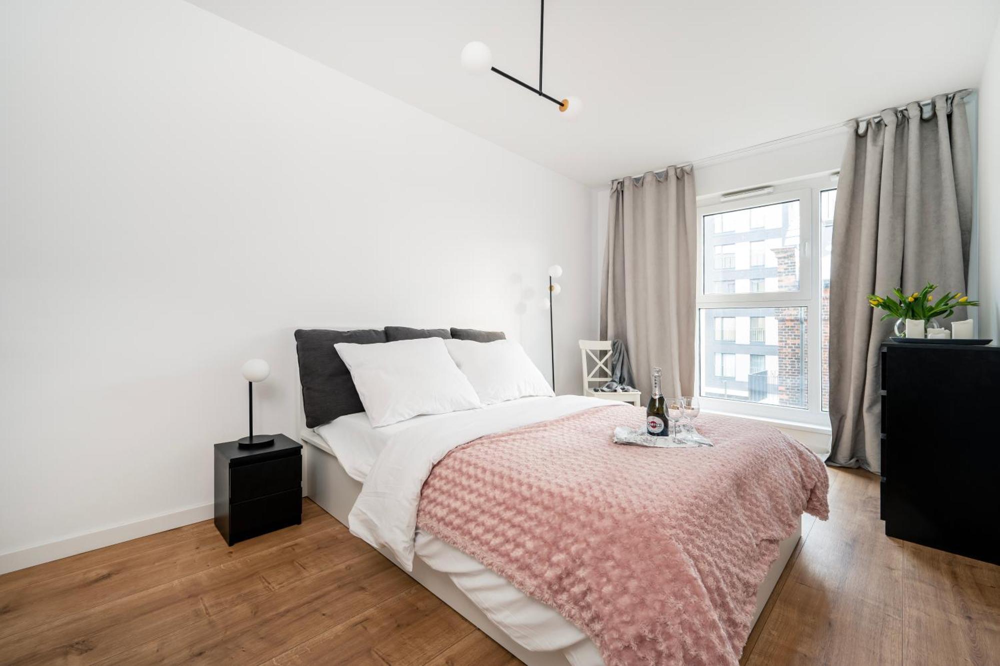 Apartamenty Fuzja - Komfortowe Mieszkania Blisko Centrum Lodzi Garaz Екстериор снимка