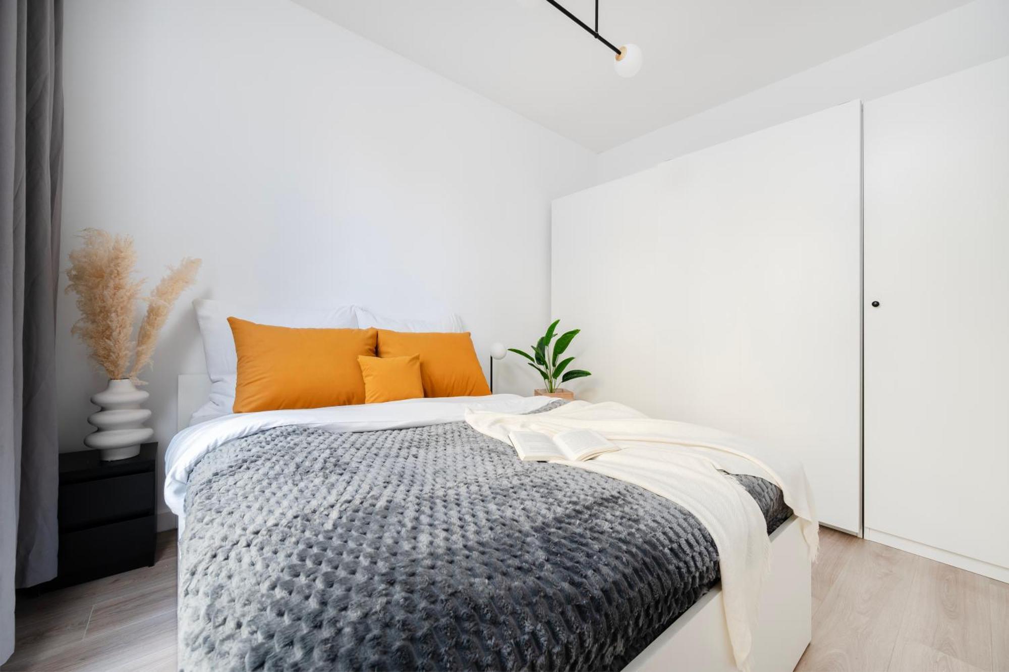 Apartamenty Fuzja - Komfortowe Mieszkania Blisko Centrum Lodzi Garaz Екстериор снимка